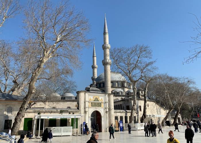 Lịch sử thiêng liêng của nhà thờ hồi giáo Eyüp Sultan Thổ Nhĩ Kỳ