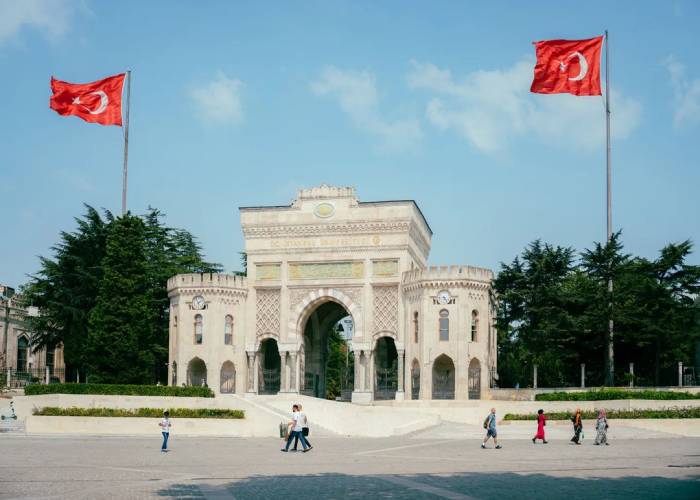 Top 8 quảng trường ở Istanbul Thổ Nhĩ Kỳ đáng thăm quan nhất