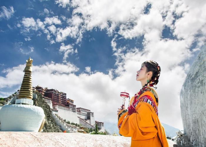 Thăm cung điện Potala huyền bí “Trái tim của Lhasa” trên đất Tây Tạng