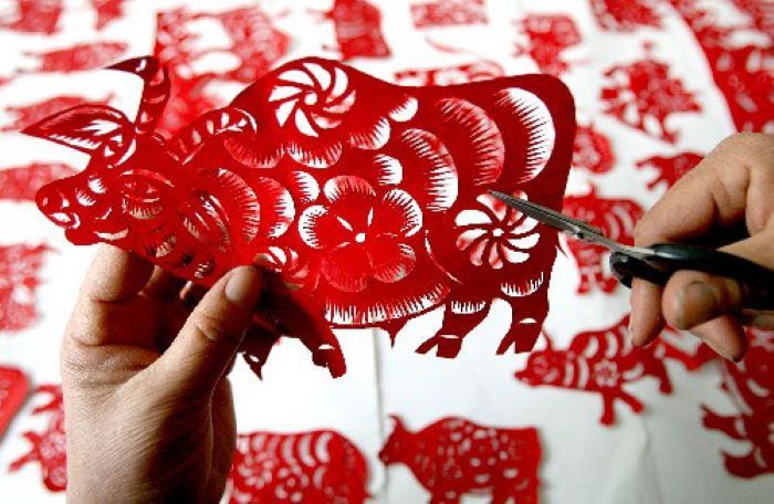 Nghệ thuật cắt giấy của người Trung Quốc có từ hơn 1500 năm TCN – 