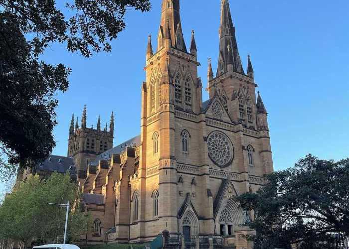 Nhà thờ Thánh Mary Úc – điểm đến cổ kính nổi tiếng Sydney