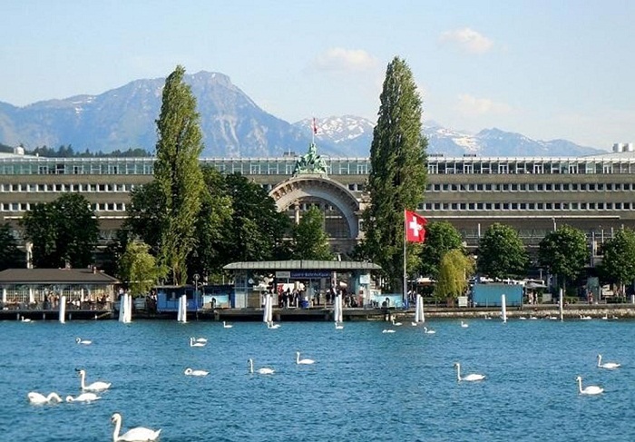 Những địa điểm du lịch nổi tiếng tại Thụy Sỹ