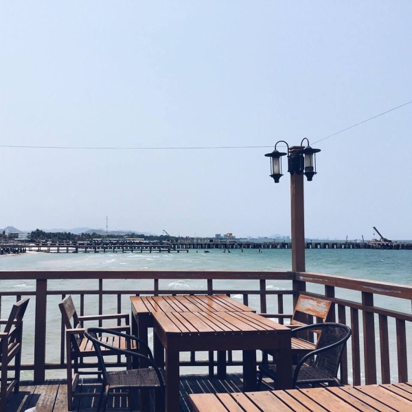 Một quán ven biển Hua Hin với khung cảnh tuyệt đẹp