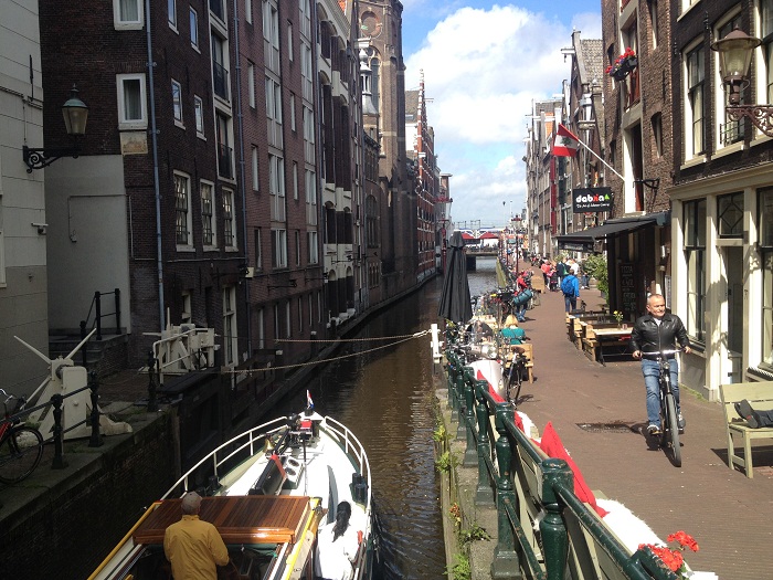 kinh nghiệm đi lại ở Amsterdam