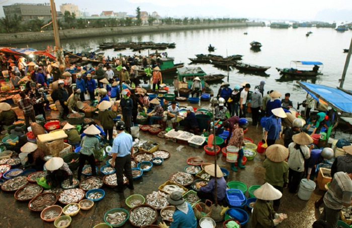 những địa điểm mua hải sản ngon nhất tại Quảng Ninh