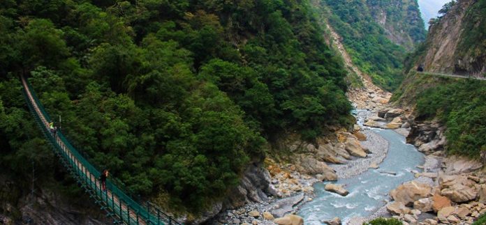 kinh nghiệm du lịch vườn quốc gia Taroko Gorge