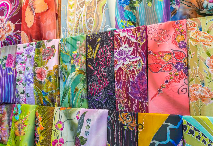 Vải batik và các sản phẩm từ vải batik