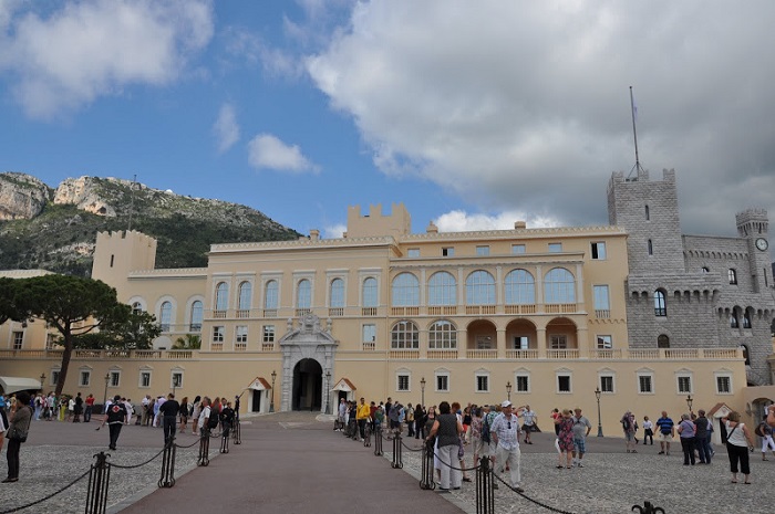 Cung điện hoàng gia Monaco
