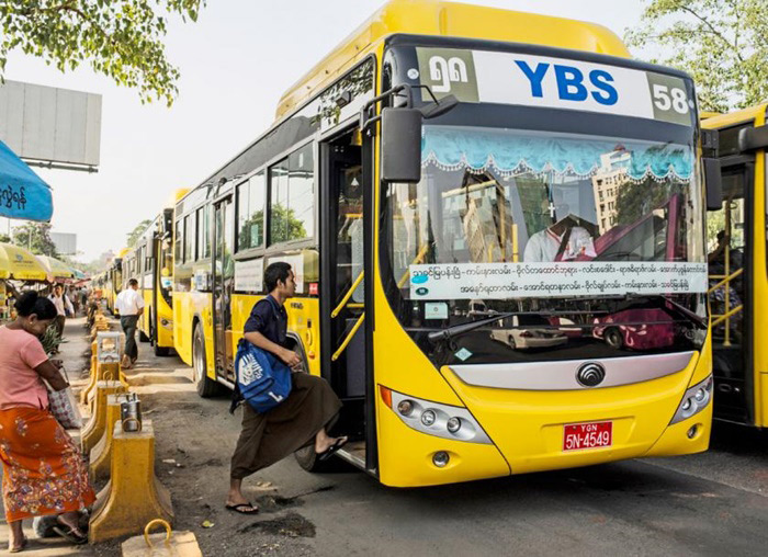 Xe bus là phương tiện di chuyển nhanh và rẻ ở Myanmar