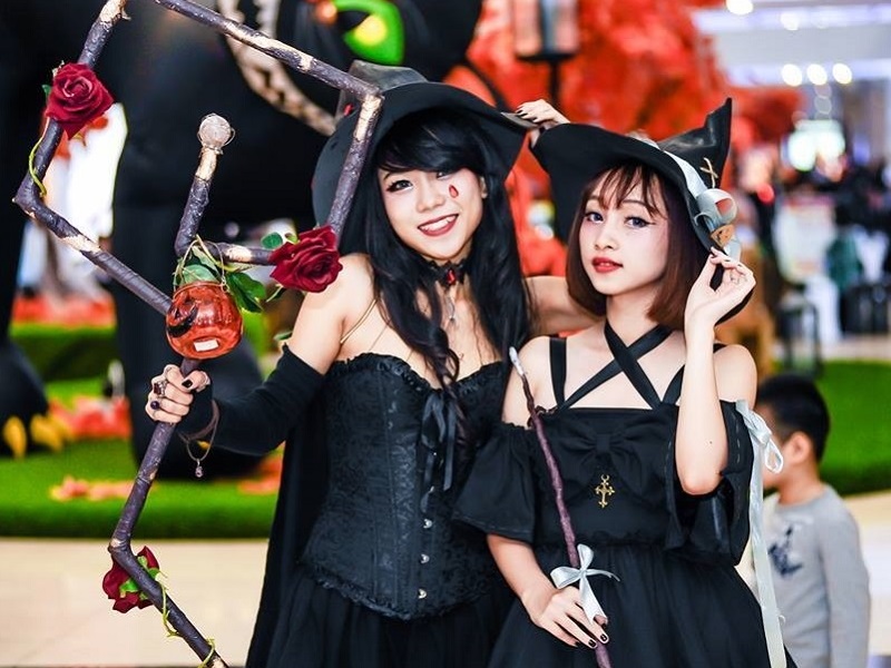 Đừng quên ghé công viên Yên Sở trong dịp Halloween sắp tới nhé