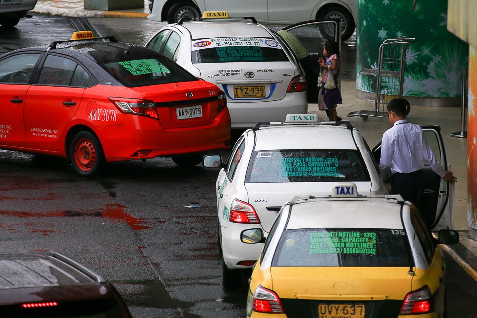 Cảnh giác khi đi xe taxi tại Manila