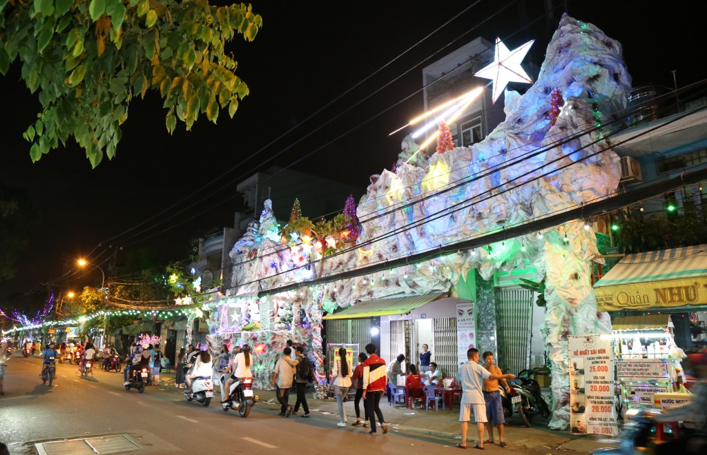 địa điểm đón giáng sinh nổi tiếng tại Sài Gòn