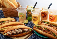 Nhâm nhi chiếc bánh mì Hội An cho ngày mới tràn năng lượng chiec-banh-mi-hoi-an