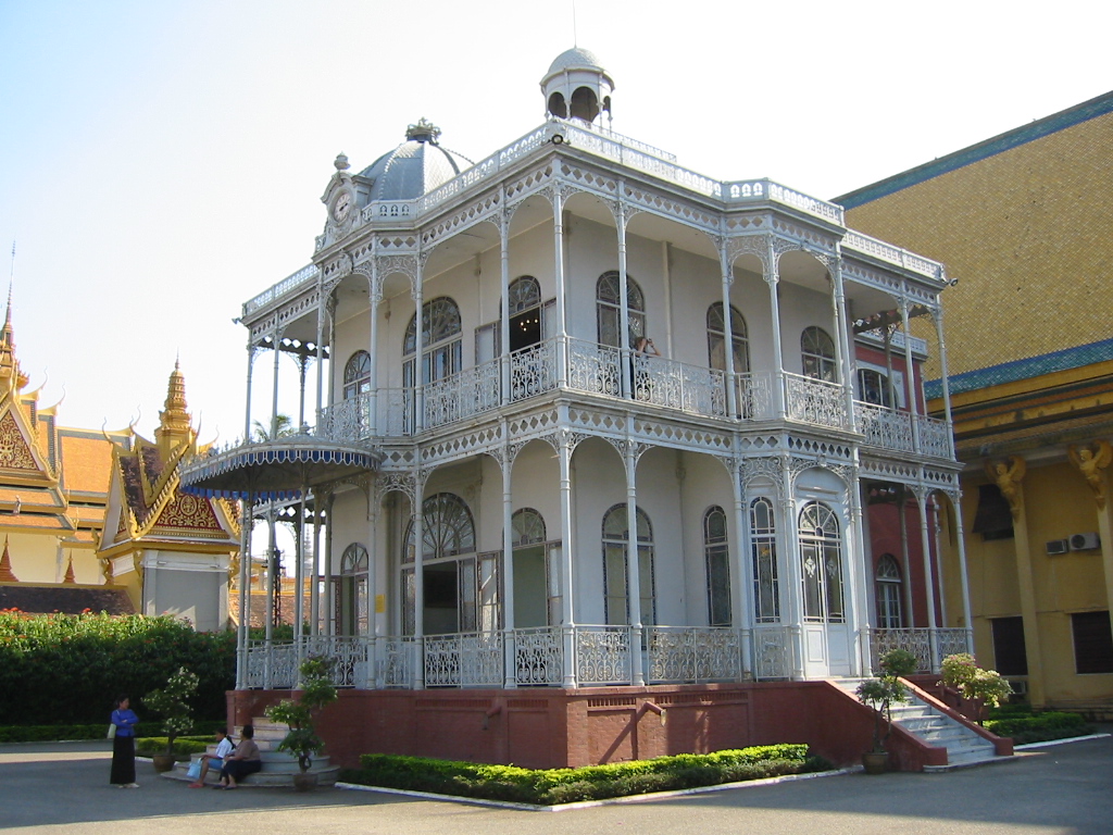 cung dien hoang gia Campuchia