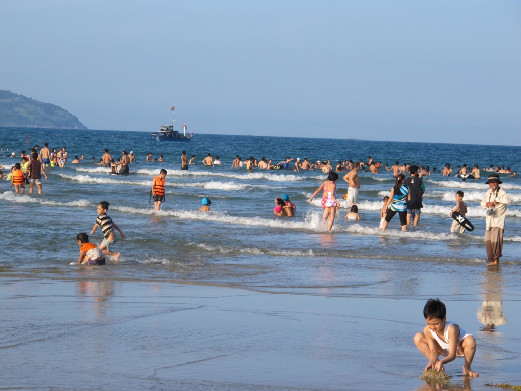 Bãi biển Đồng Châu – bãi biển đẹp nhất miền Bắc