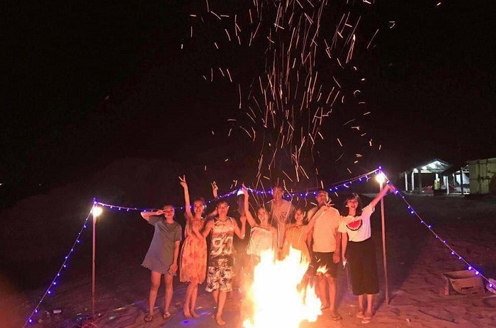 đốt lửa trại trên đảo Cù Lao Xanh - Kinh nghiệm du lịch Cù Lao Xanh