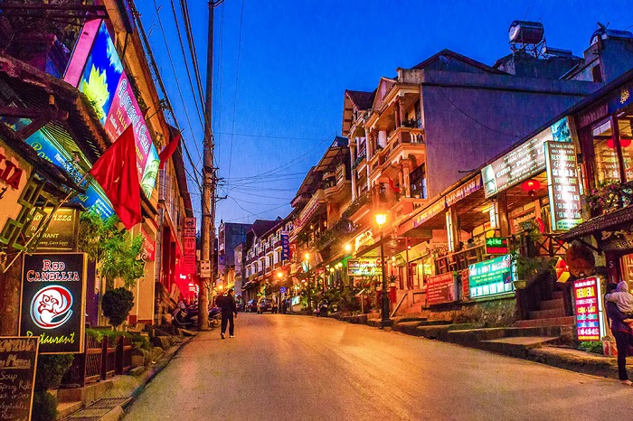 Cau May Street in Sapa - Sapa travel experience in September