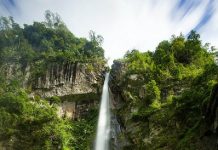 Chinh phục Đệ nhất thác Háng Tề Chơ – “Tứ đại tử địa” của núi rừng Tây Bắc Con thác Háng Tề Chơ hùng vĩ và đầy huyền thoại