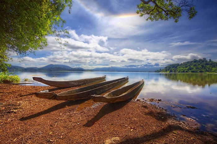 chiêm ngưỡng khung cảnh thiên nhiên đẹp nao lòng khi du lịch hồ Lắk