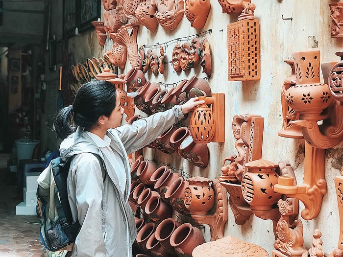 Làng gốm Bát Tràng là một trong những làng nghề nổi tiếng ở miền Bắc