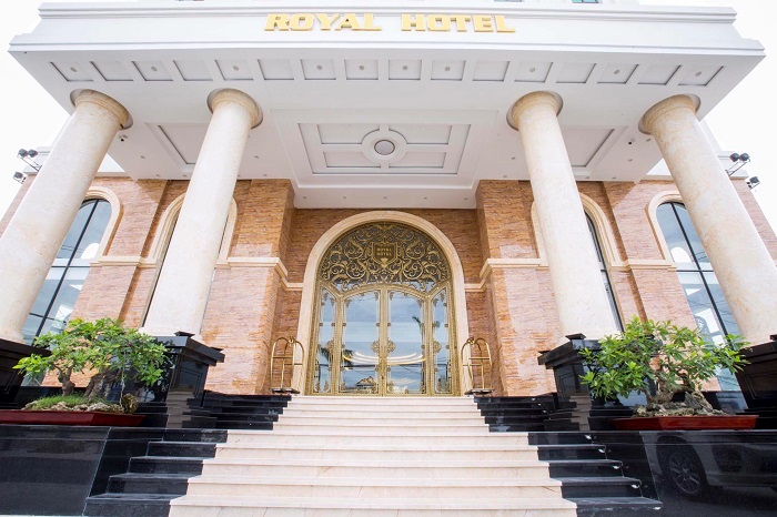 Khách sạn Royal Hotel - khách sạn đẹp ở Đồng Hới