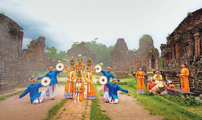 Thánh địa Mỹ Sơn là điểm đến nổi tiếng ở Quảng Nam