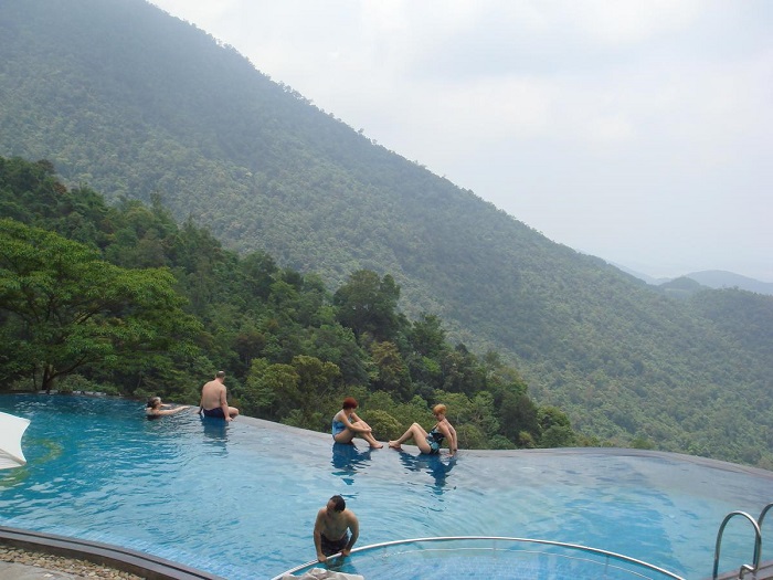 Belvedere Resort Tam Đảo - bể bơi vô cực đẹp nhất Việt Nam