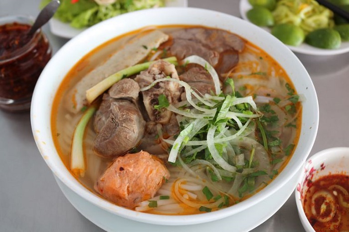 Bún bò Huế - món bún ngon nhất Việt Nam