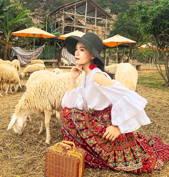 Đồng cừu Suối Tiên - địa điểm du lịch ở Cam Ranh