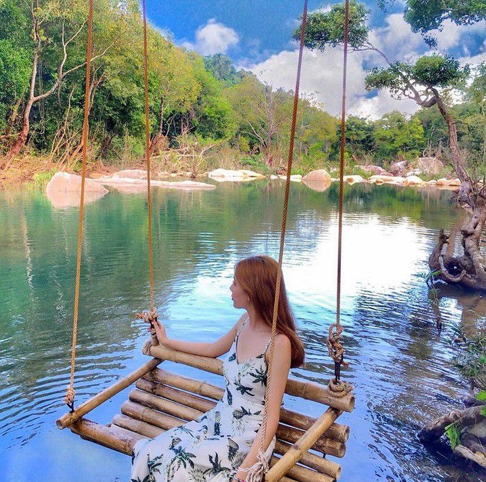 Khu du lịch suối Ba Hồ Nha Trang