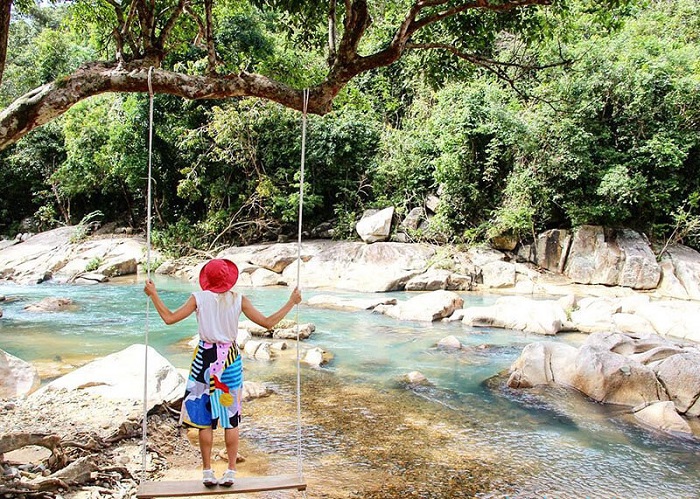 Khu du lịch suối Ba Hồ Nha Trang