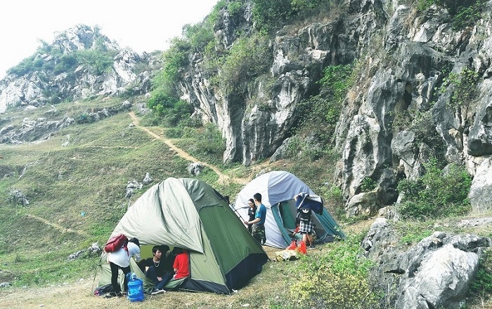 Núi Trầm - địa điểm cắm trại gần Hà Nội
