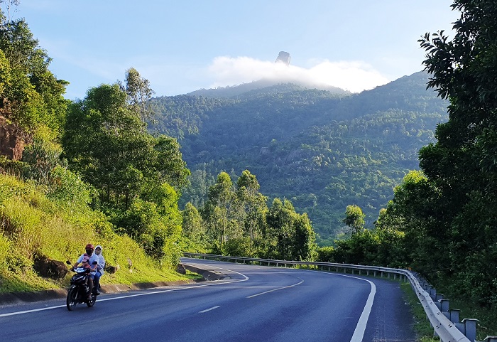 Đèo Cả -  Phú Yên - một trong những con đường đẹp nhất Việt Nam
