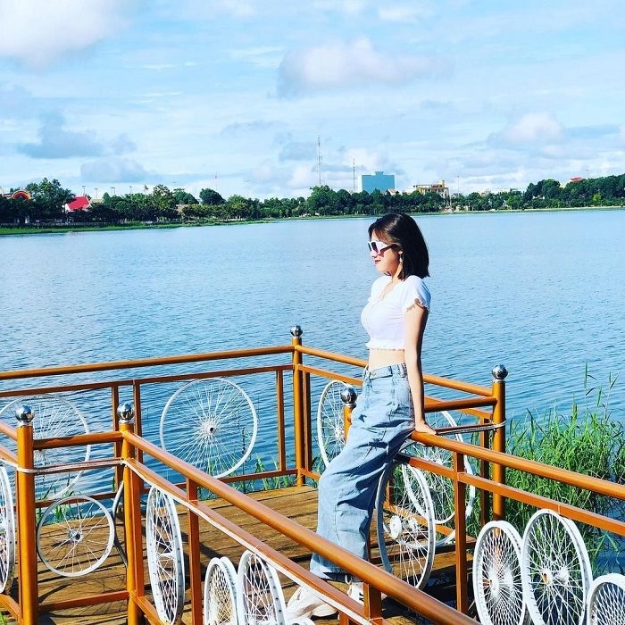 Hồ Tây Đắk Mil - địa điểm du lịch nổi tiếng ở Đắk Nông