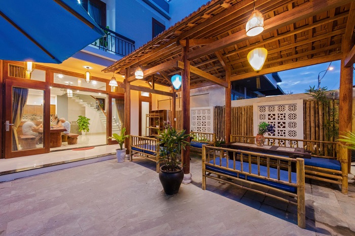 Red Moon Homestay  - homestay đẹp ở Hội An