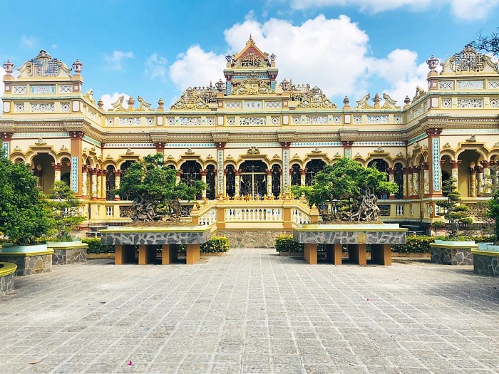 Chùa Vĩnh Tràng – Tiền Giang - một trong những ngôi chùa đẹp nhất miền Tây