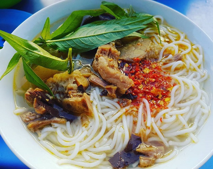 Bún bò Phan Thiết - món ăn nhất định phải thưởng thức khi đi food tour Phan Thiết
