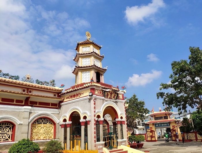 Chùa Tam Bảo - địa điểm du lịch ở Rạch Giá nổi tiếng