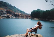 Du lịch Ma Thiên Lãnh – Check in tuyệt tình cốc đẹp mê hồn của vùng đất Tây Ninh check in bên bờ hồ khi du lịch Ma Thiên Lãnh Tây Ninh