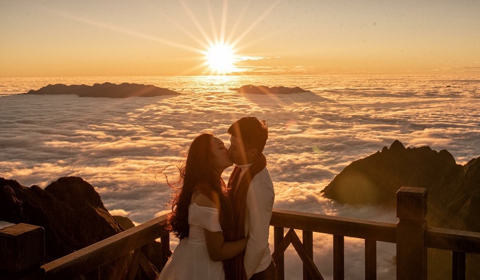  Du lịch Sapa tháng 10 - Chiêm ngưỡng hoàng hôn trên đỉnh Fansipan