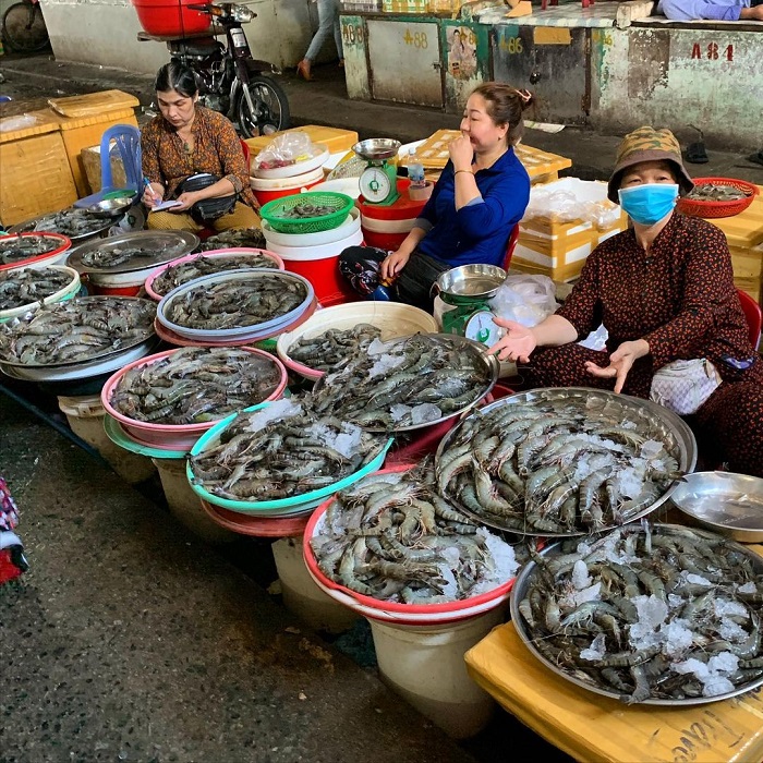 Chợ Xóm Mới Nha Trang - khu chợ nổi tiếng ở Nha Trang