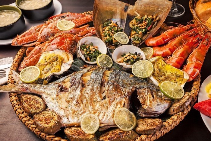 du lịch Nha Trang tháng 10 - thưởng thức hải sản