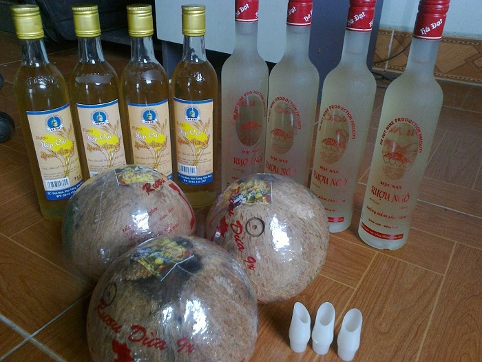 Rượu Mông Pê Tủa Chùa - món đặc sản Điện Biên mua làm quà nổi tiếng