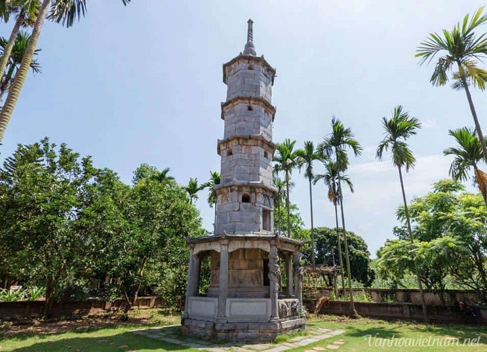 Chùa Bút Tháp là một trong những ngôi chùa ở Bắc Ninh đẹp và cổ kính