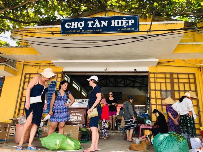 Du lịch Cù Lao Chàm - Khám phá chợ Tân Hiệp