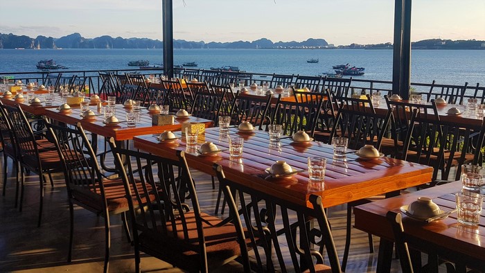 Không gian hướng biển của nhà hàng Phương Nam là nơi được thực khách yêu thích nhất.