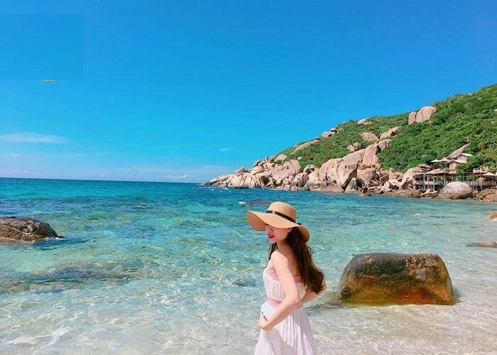 nên đi du lịch Nha Trang tháng mấy - check in bờ biển hoang sơ