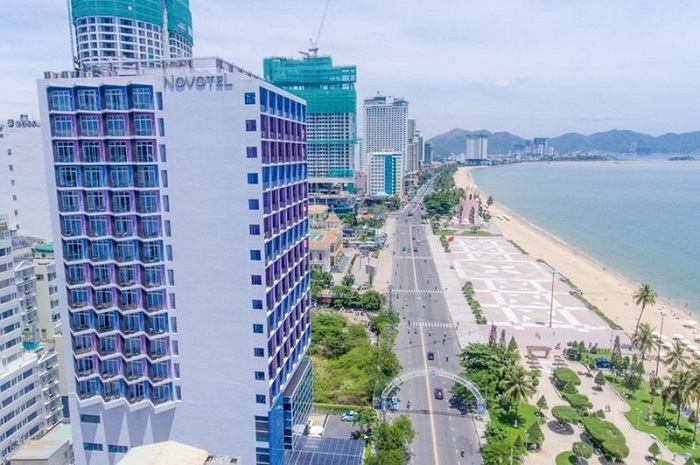 đi Nha Trang nên ở khách sạn nào - khách sạn Novotel