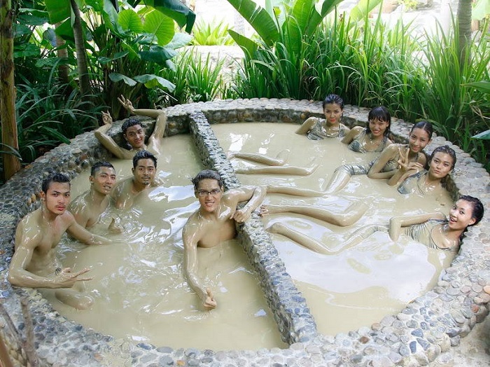tắm bùn ở Nha Trang