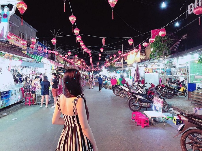 check in khu chợ đêm Phú Quốc